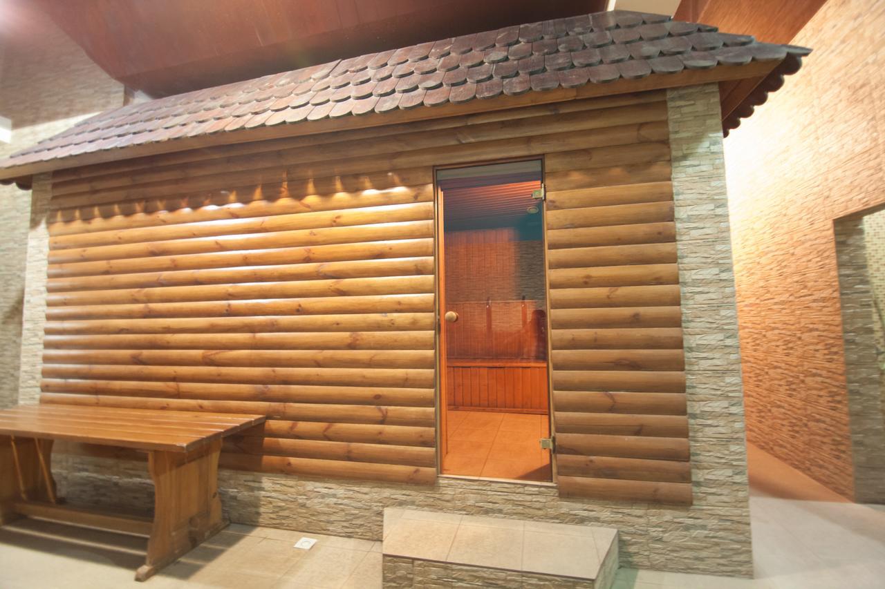 Hotel Prietenia Bender Екстериор снимка
